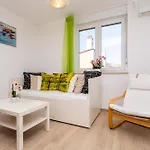 דירה Vugrinec With Terrace *
