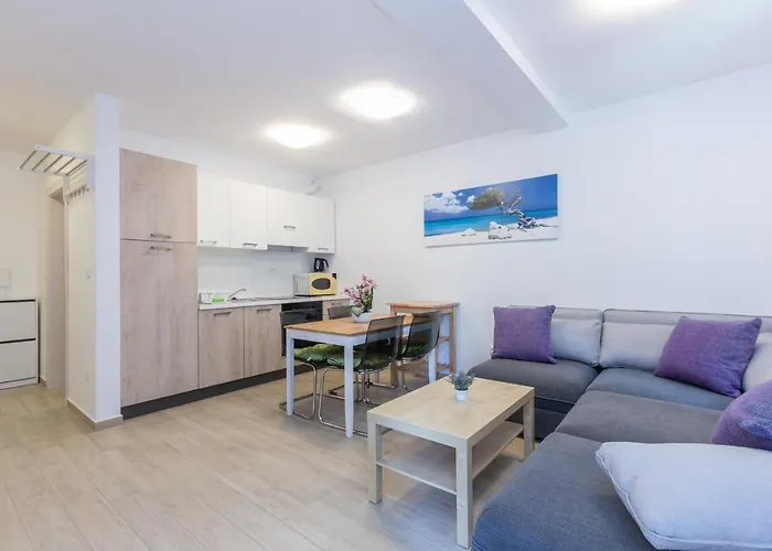 Apartmán Vugrinec With Terrace