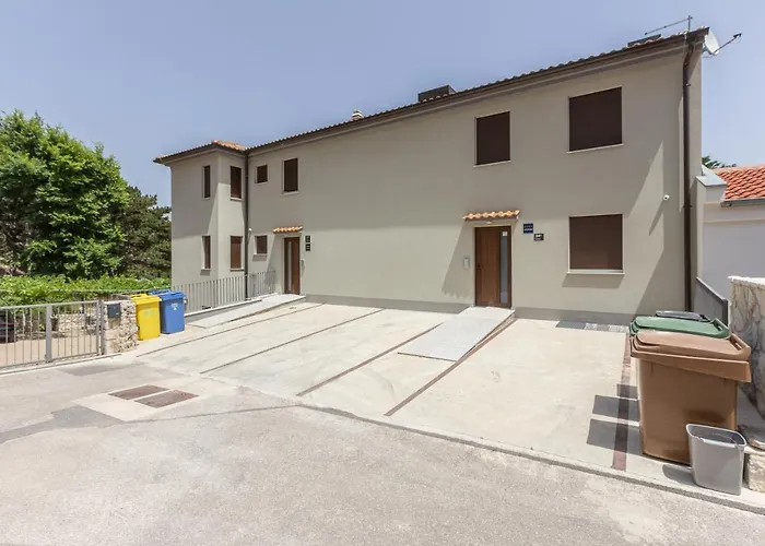 Vugrinec With Terrace