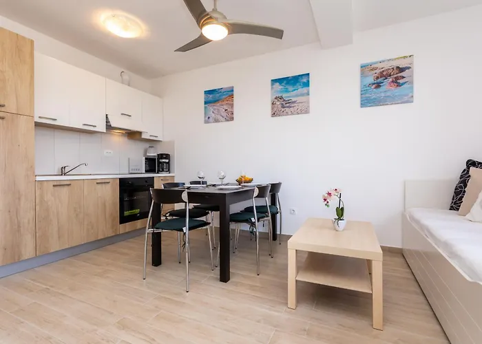 Apartmán Vugrinec With Terrace *