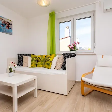 Appartamento Vugrinec With Terrace *