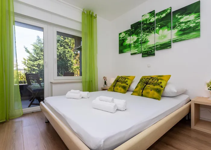 Vugrinec With Terrace Apartman Baska (Krk)